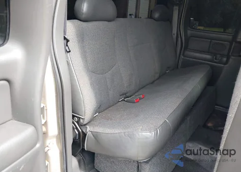 2005 Chevrolet Silverado 1500 Work Truck from USA, damaged, VIN 1GCEK19B95E162682